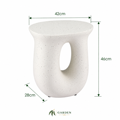 A white speckled ceramic planter pot with a central oval cutout, shown with dimension lines indicating a height of 46cm, width of 42cm, and base diameter of 28cm. The brand logo 'GARDEN' is visible at the bottom.